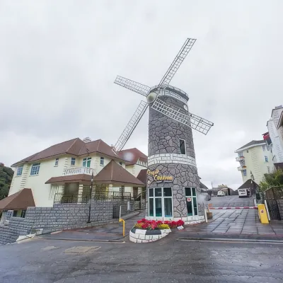 Smurf Inn Homestay Hotels near Brinchang Town