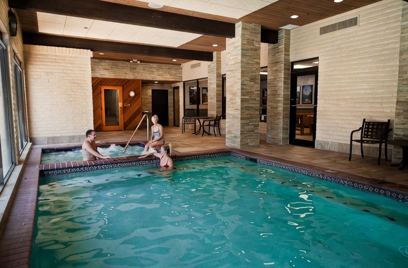 Best Western Plus Arroyo Roble Hotel Creekside Villas photo 3