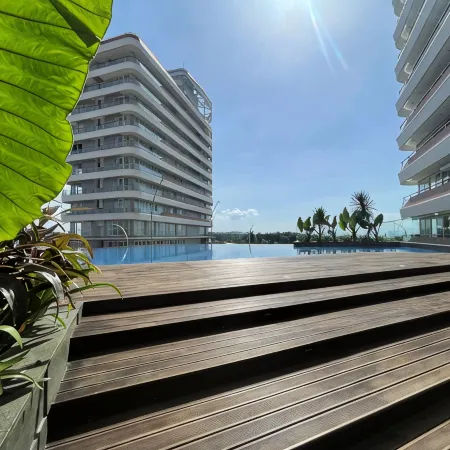 The Nove Apartment Kalani Tower Sea View