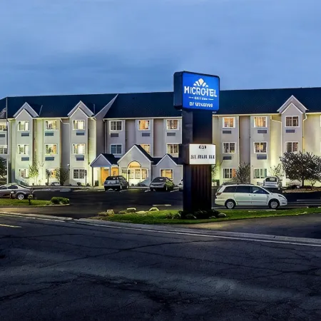 Microtel Inn & Suites by Wyndham North Canton