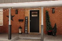 5 Br Creekside Escape I Hot Tub I Fire Pit I BBQ
