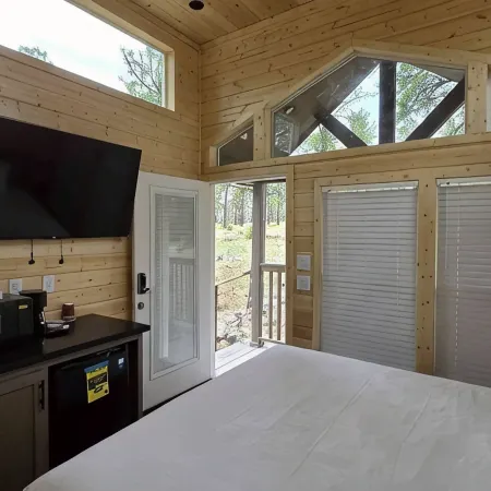 Tiny Home King Room #13C
