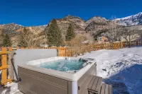 Hooray for Ouray! Hot tub and 2 blocks to Main Street!
