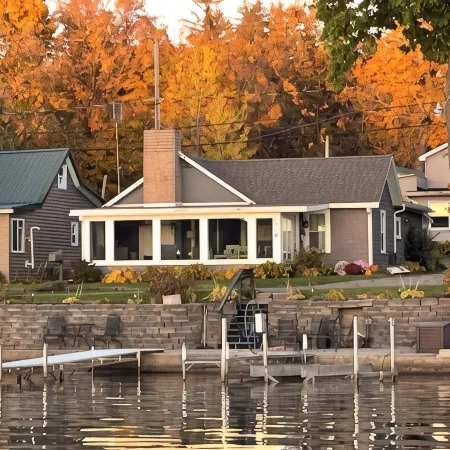 Lamoka Lake House with Sundeck and Dock in the Finger Lakes Отели в г. Тайрон