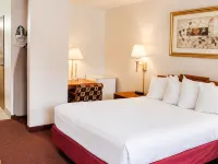 Magnuson Hotel Manitou Springs Hotels in Manitou Springs