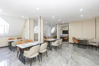 Holiday Inn burjin platinum - 3 stjerner