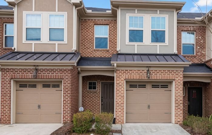 Newly built Charming 3-bedroom townhome with amenities Spring Hill