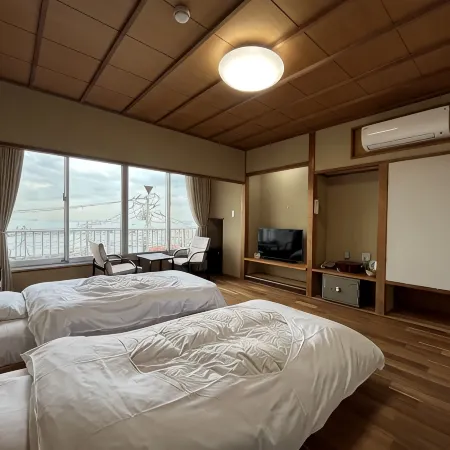 Seafood Restaurant ＆ Ryokan Yamani