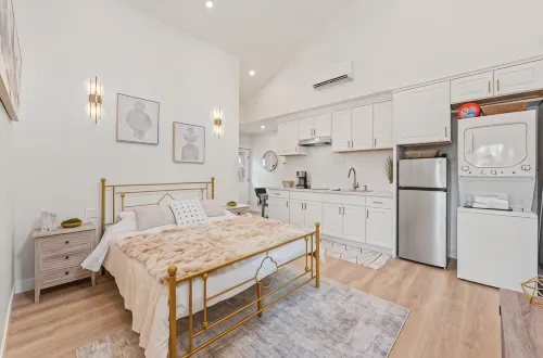 Golden Roseville Luxe Retreat - 3 stjerner