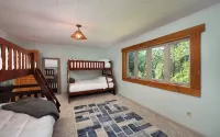 Gardiner Getaway: your cozy cabin near Yellowstone National Park! [Unit 1] - Alppimaja
