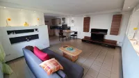 Moderne, Top Ausgestattete, Ruhige, Barrierefreie Ferienwohnung - Pool