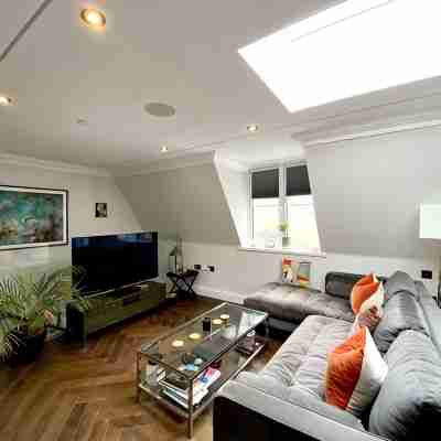 Luxury penthouse in Winchester Others