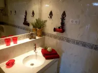 Luxury studio for beach lovers - apartment by the sea under palm trees - Beach