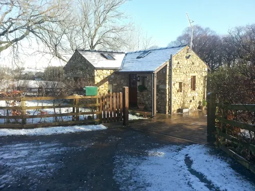 Charming Detached Completely Private Stone Built Open Plan Cosy Retreat For 2 - Boutique