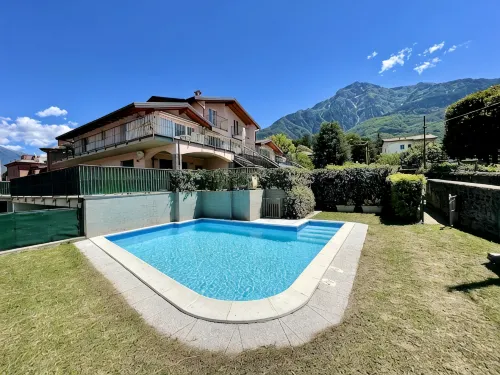 Pool apartment in quiet and central area