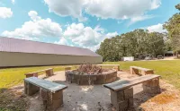 Dragonfly Meadows Guesthouse - Country Houses