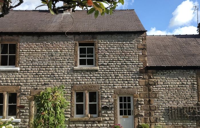 Bakewell One Bedroom Cottage In A Peaceful Location With Parking Space.
