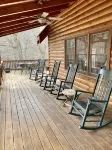 Creekside Cabin - Private 20 Acres with Pond & Creek