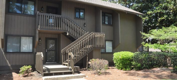 Perfect for families!  Pool and year round lake views. Отели в г. Пайнхерст