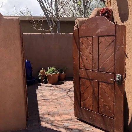 Charming Santa Fe Casita • Private Patio • Walk to Plaza