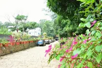 Zeenath Taj Gardens - Parking
