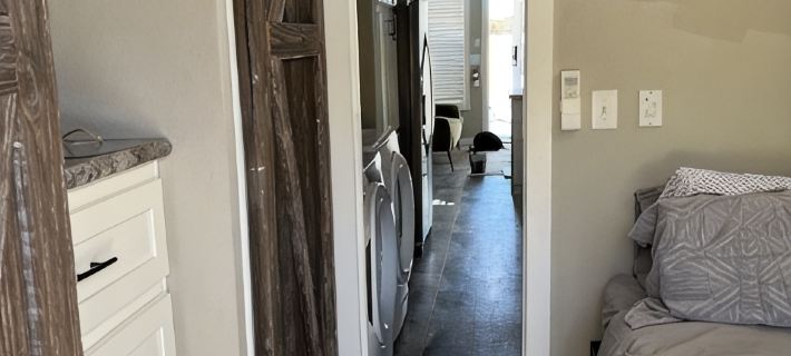 Texoma Getaway - Tiny House on a Cannabis Farm Hotels in Bryan County