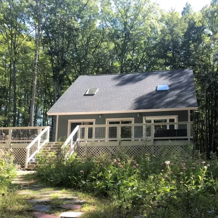 Hidden Gem on Beautiful Golden Pond