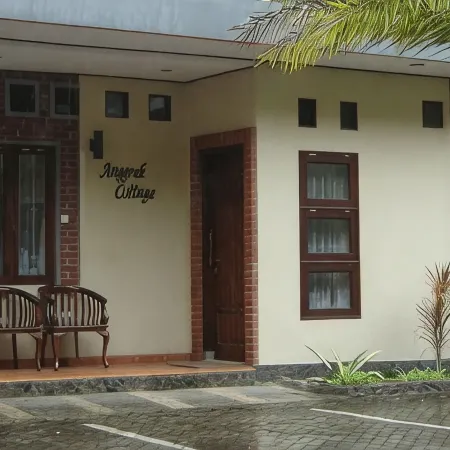Nirwana Hotel Bojonegoro