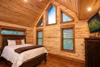 Wisdom Creek Lodge - Creek Lot, 4 Suites, Hot Tub & Game Room - Lodges