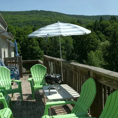 TOWNHOUSE-Slp 8 Mt View/6 BEDS. Downtown Windham. Walk to restaurants and stores