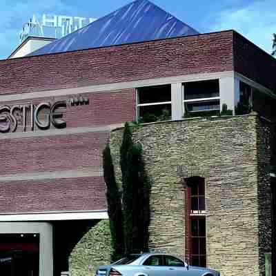 Premium Wellness & Wine Hotel Znojmo Hotel Exterior