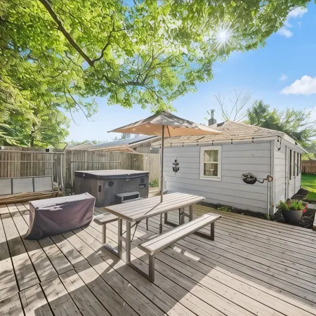 River Front Home with Amazing views and a shared private island! Hotels in Newaygo County