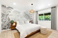 @ Marbella Lane - 3BR Designer Near Valley Fair - Homestays