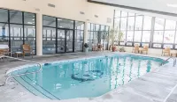 Escape to Paradise in Avalon – Beautiful Condo Just Steps from the Beach - Pools