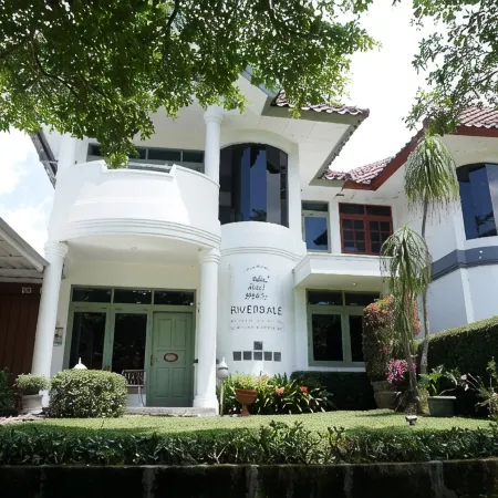 Riverdale Villa Bandung
