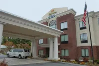 Holiday Inn Express & Suites MANCHESTER-AIRPORT by IHG Hotels in 