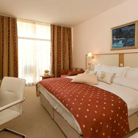 Apollo Spa Resort - All-Inclusive , Indoor & Outdoor Pools & Individual AC in Every Room