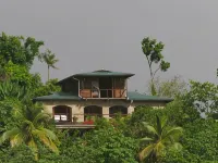 Private Honeymoon Villa with View Of Caribbean & Piton Mountains, Full Service Hotels in 