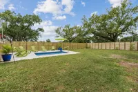 Where the Pool Meets the Gulf - Your Coastal Escape Awaits - Private Pools