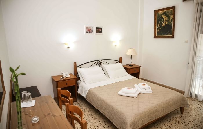 Anixis Hotel