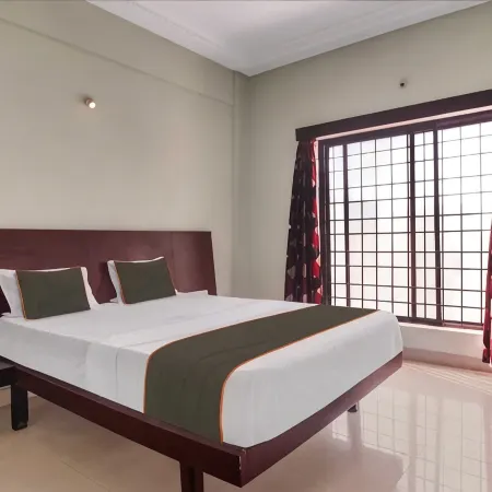 Hotel Partha International