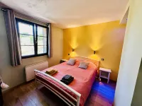Stone house, swimming pool, spa, pétanque court, outdoor bar - Villas