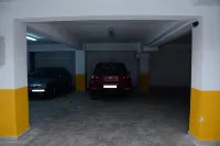 Amalia Center - parking