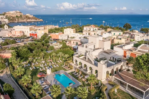 Insula Boutique Hotel - Uima-altaat