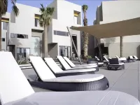 SeaLoft Villas