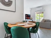 Alma Mediterranean Family Suite 2BR + Sofa-bed Hotele w: Oroklini