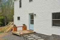 Walk to Dock Square, 1.2 Mi to Gooch's Beach, Hot Tub -- Pine Tree Place