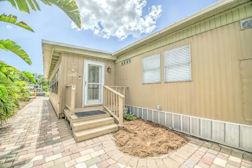 New Listing! Dockside Palms Weeki Wachee-Spring Fed Canal-Boat Friendly! - 홈스테이