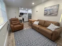 Newly Renovated 1 Br Madeira Beach Cottage - 3-نجوم