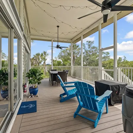 Bayfront House - Private Dock - Sweeping Water Views - Steps to the Beach